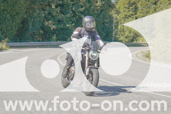 <h1 class="product-title">thumb_FF108988</h1>