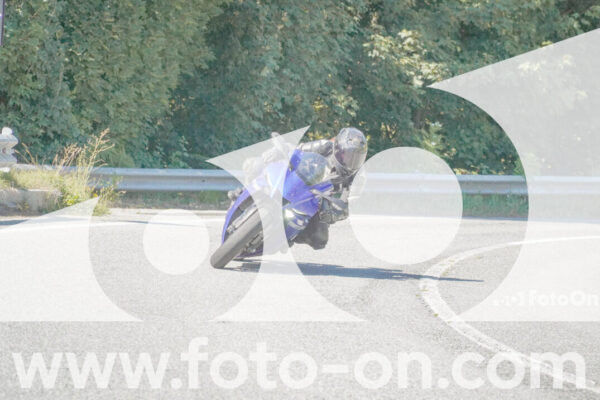 <h1 class="product-title">thumb_FF108991</h1>