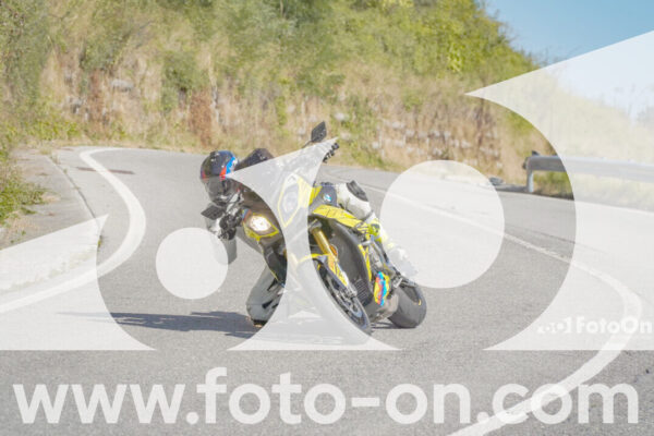 <h1 class="product-title">thumb_FF109060</h1>