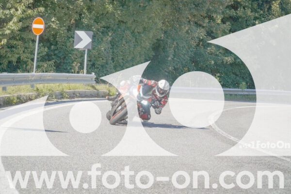 <h1 class="product-title">thumb_FF109105</h1>