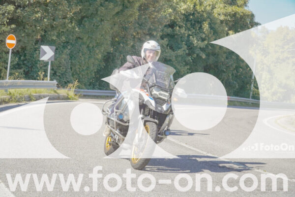 <h1 class="product-title">thumb_FF109186</h1>