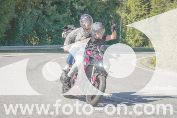 <h1 class="product-title">thumb_FF109192</h1>