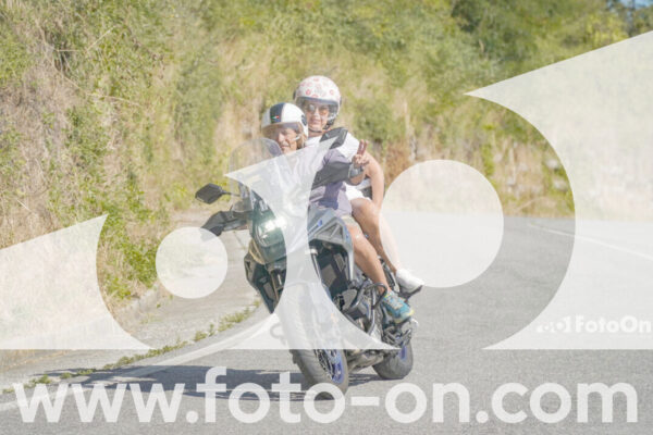 <h1 class="product-title">thumb_FF109214</h1>