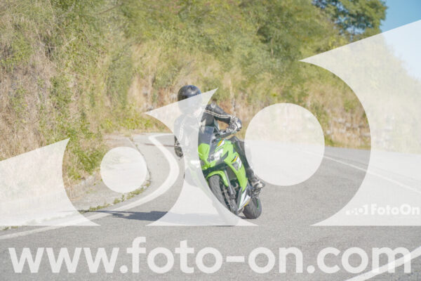 <h1 class="product-title">thumb_FF109299</h1>