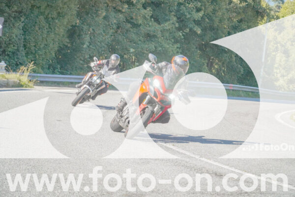 <h1 class="product-title">thumb_FF109307</h1>