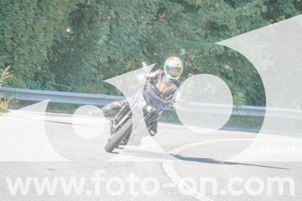 <h1 class="product-title">thumb_FF109332</h1>