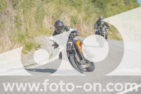 <h1 class="product-title">thumb_FF109371</h1>