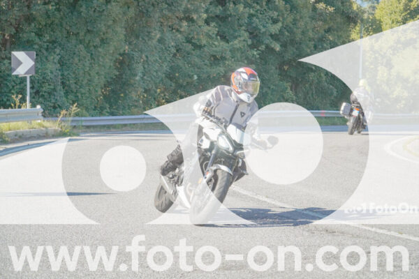 <h1 class="product-title">thumb_FF109449</h1>