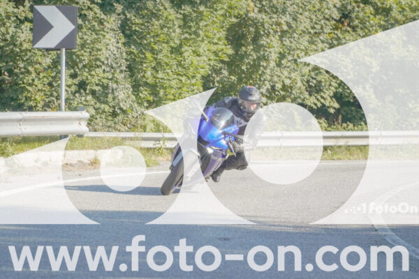 <h1 class="product-title">thumb_FF109471</h1>