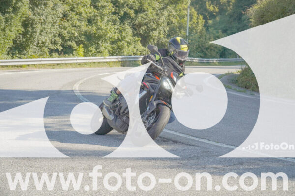 <h1 class="product-title">thumb_FF109550</h1>