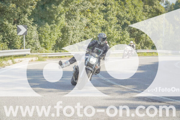 <h1 class="product-title">thumb_FF109576</h1>