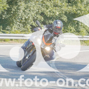 thumb_FF109676_1
