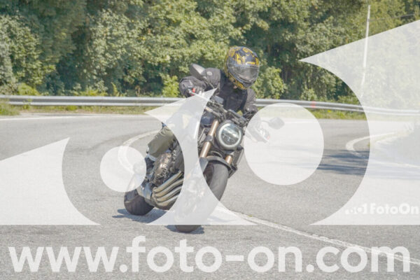 <h1 class="product-title">thumb_FF109710_1</h1>