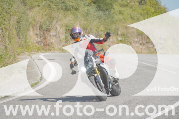 <h1 class="product-title">thumb_FF109734</h1>