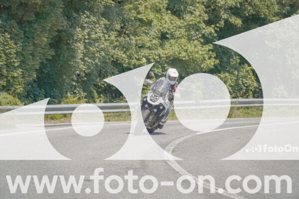<h1 class="product-title">thumb_FF109771</h1>