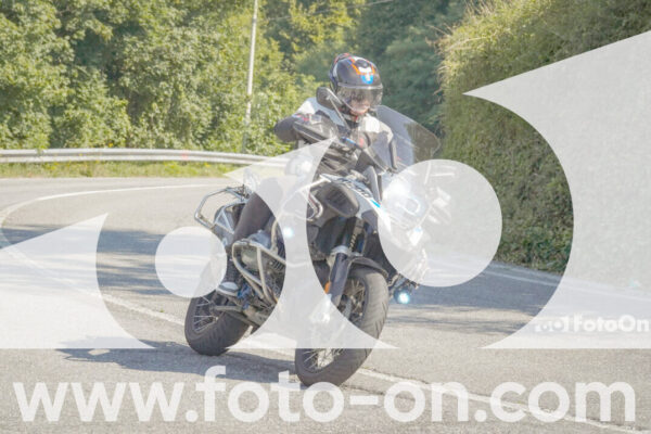 <h1 class="product-title">thumb_FF109785</h1>