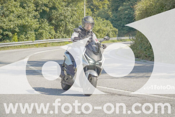 <h1 class="product-title">thumb_FF109809</h1>