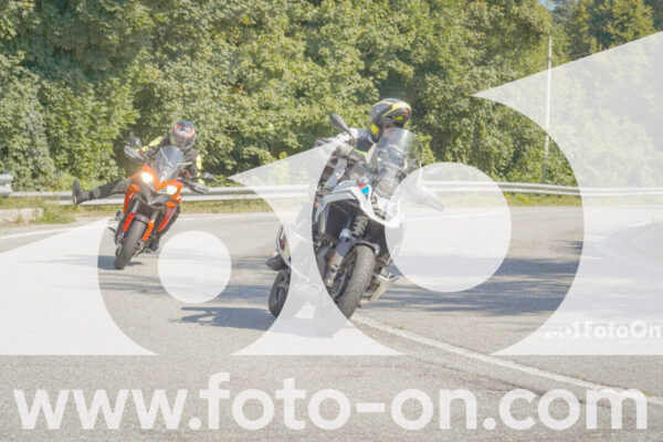 <h1 class="product-title">thumb_FF109811</h1>