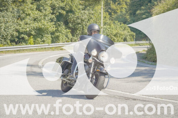 <h1 class="product-title">thumb_FF109827</h1>