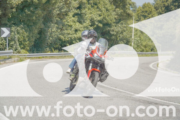<h1 class="product-title">thumb_FF109829</h1>