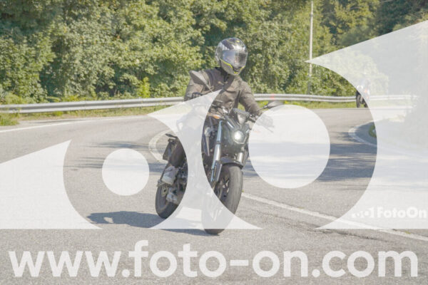 <h1 class="product-title">thumb_FF109832</h1>