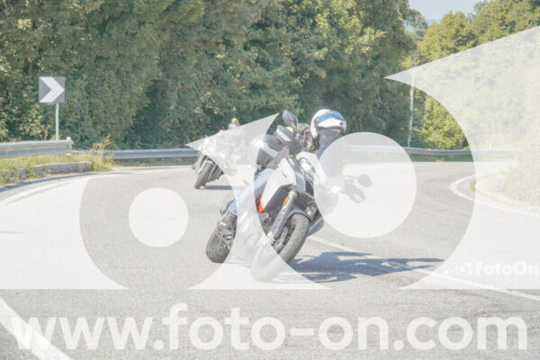 <h1 class="product-title">thumb_FF109832_1</h1>