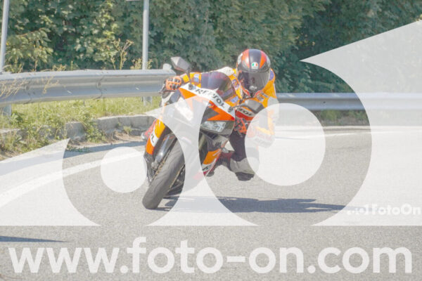 <h1 class="product-title">thumb_FF109840</h1>