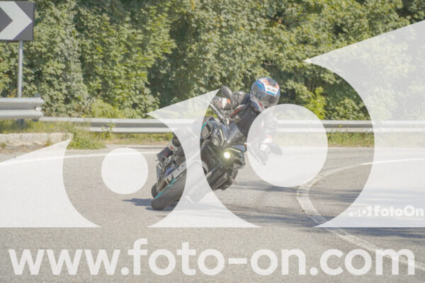 <h1 class="product-title">thumb_FF109848</h1>