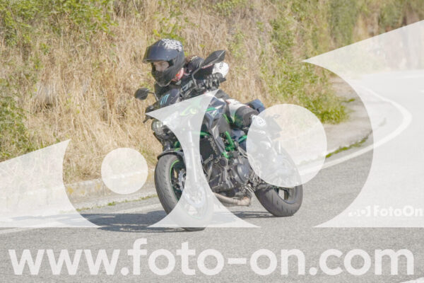 <h1 class="product-title">thumb_FF109854</h1>