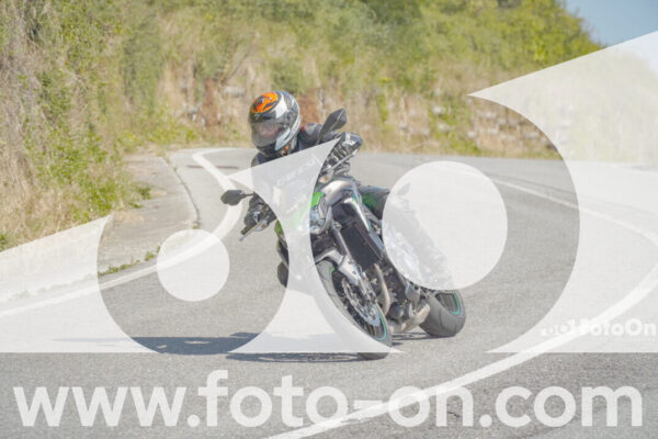 <h1 class="product-title">thumb_FF109878_1</h1>