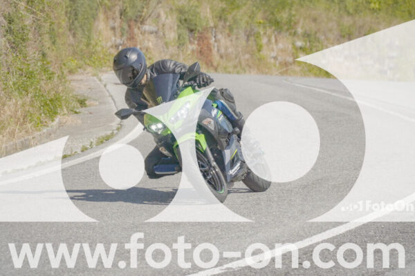 <h1 class="product-title">thumb_FF109883_1</h1>