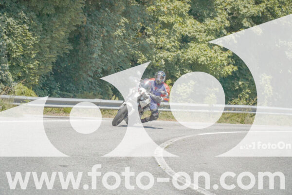 <h1 class="product-title">thumb_FF109884</h1>
