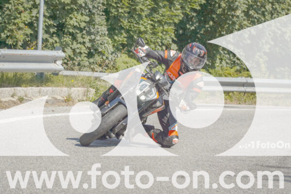 <h1 class="product-title">thumb_FF109890</h1>
