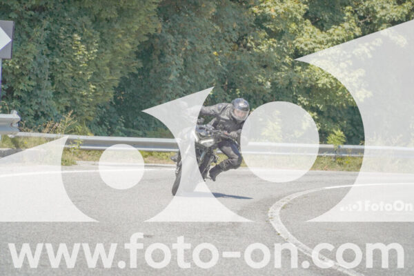 <h1 class="product-title">thumb_FF109972</h1>