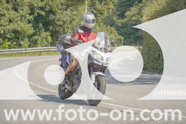 <h1 class="product-title">thumb_FF109973</h1>