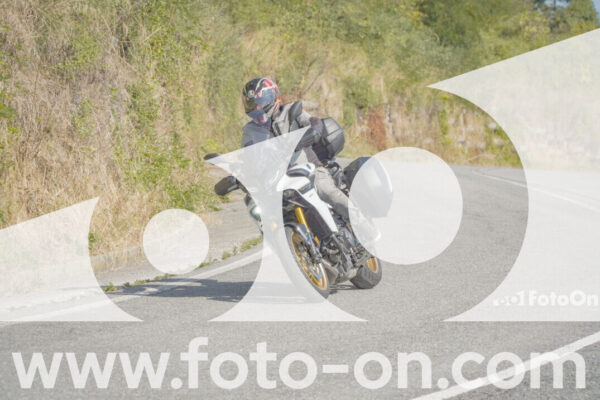 <h1 class="product-title">thumb_FF109986_1</h1>