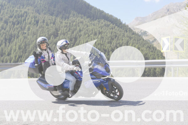 <h1 class="product-title">thumb_GD13909</h1>