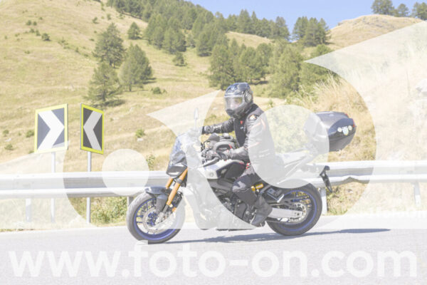 <h1 class="product-title">thumb_GD14038</h1>