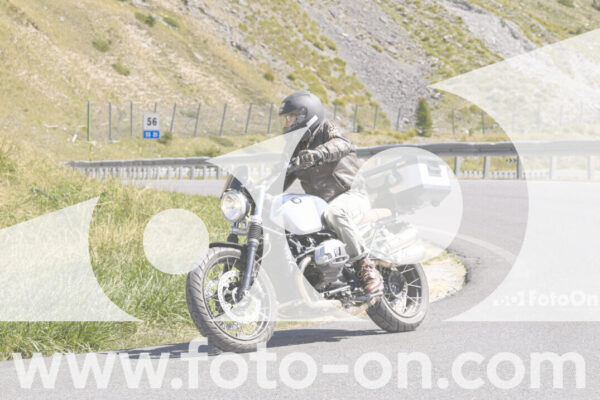 <h1 class="product-title">thumb_GD14076</h1>