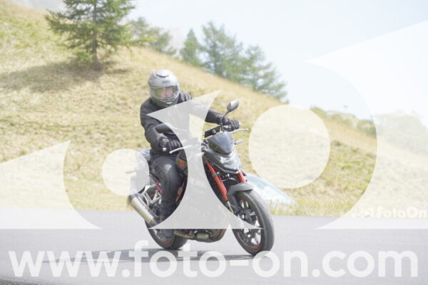 <h1 class="product-title">thumb_SNY05269</h1>
