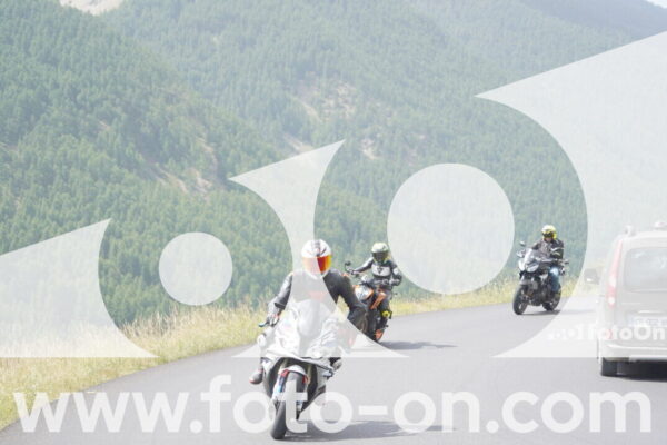 <h1 class="product-title">thumb_SNY05429</h1>