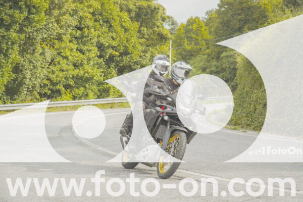 <h1 class="product-title">thumb_FF103365</h1>
