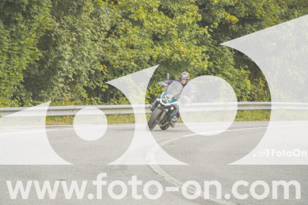 <h1 class="product-title">thumb_FF103384</h1>