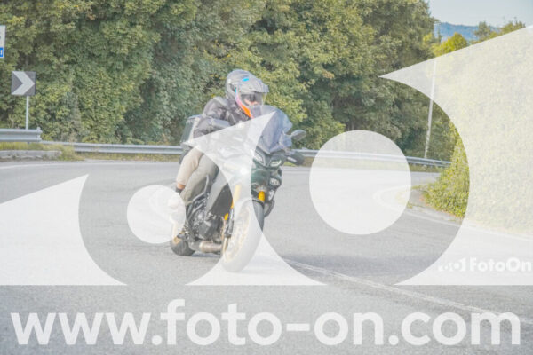<h1 class="product-title">thumb_FF103583</h1>