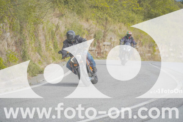 <h1 class="product-title">thumb_FF103592</h1>
