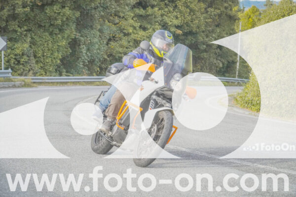 <h1 class="product-title">thumb_FF103606</h1>