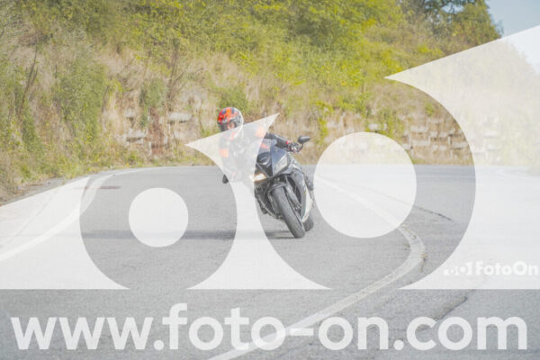 <h1 class="product-title">thumb_FF103610</h1>