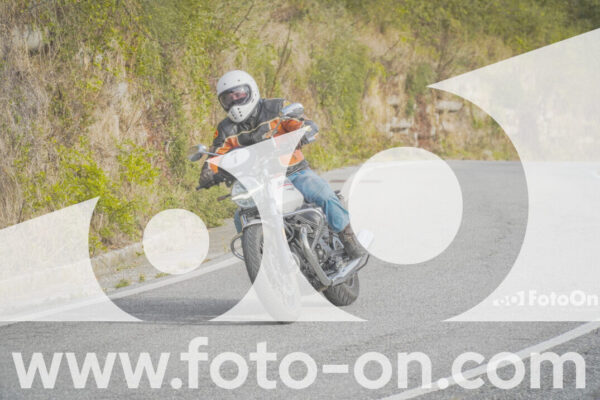 <h1 class="product-title">thumb_FF103613</h1>