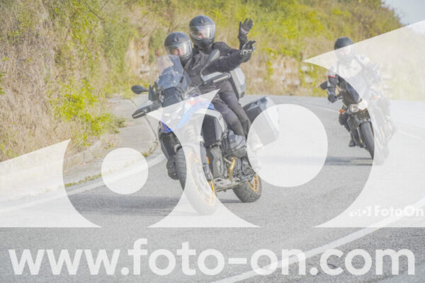 <h1 class="product-title">thumb_FF103638</h1>