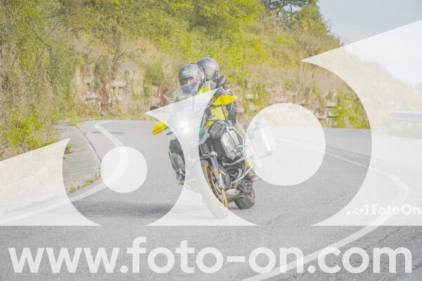 <h1 class="product-title">thumb_FF103642</h1>